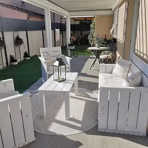 https://chambre-cosy-chateaurenard.fr-provencehotel.com